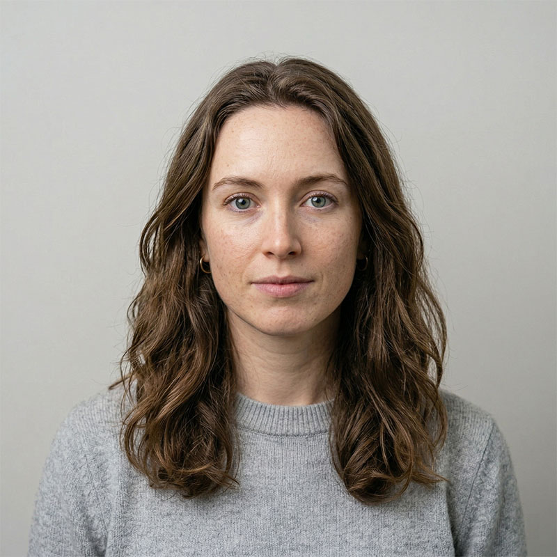 Female ID photo style preview